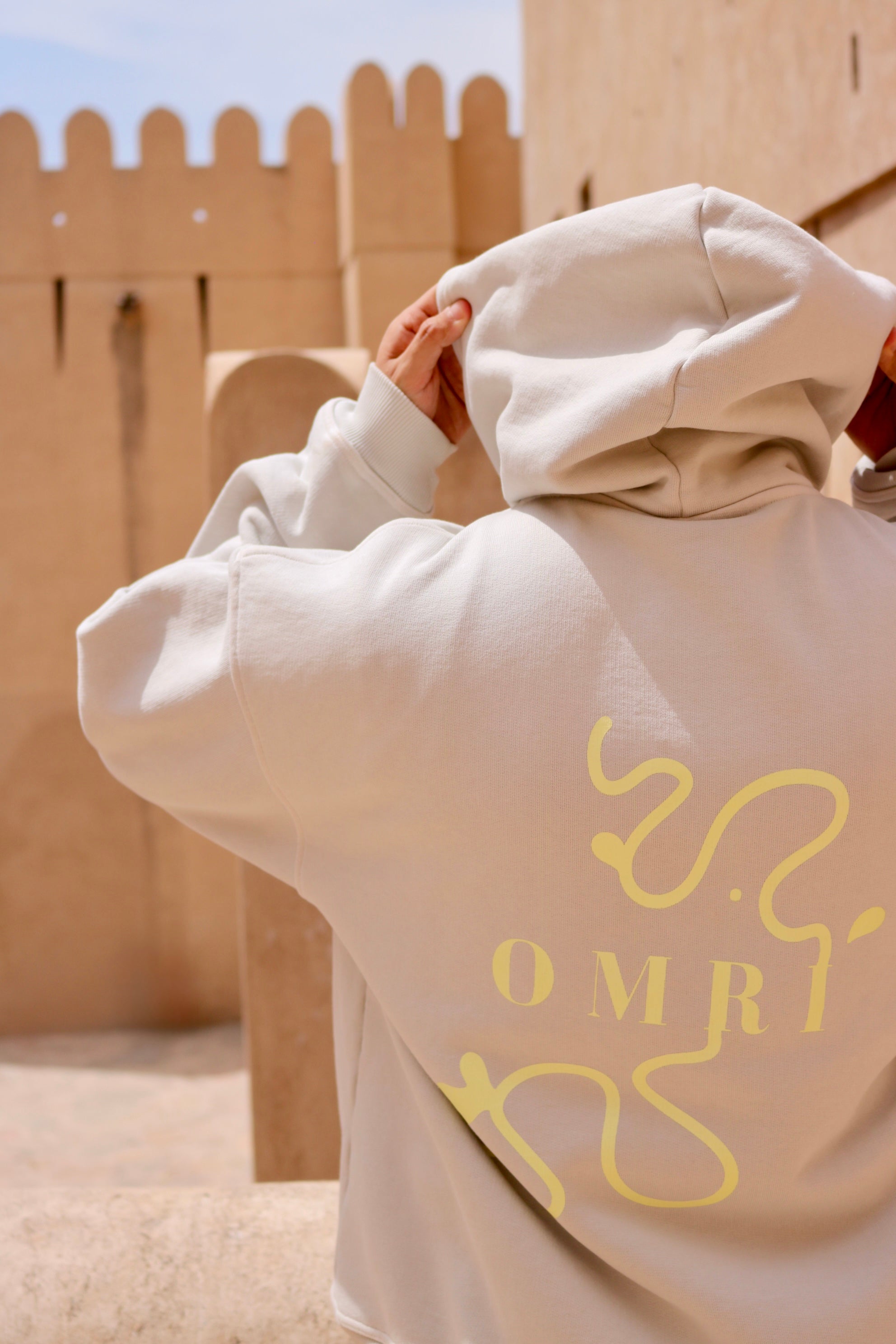 « LE PULL OMRI » PRE-ORDER