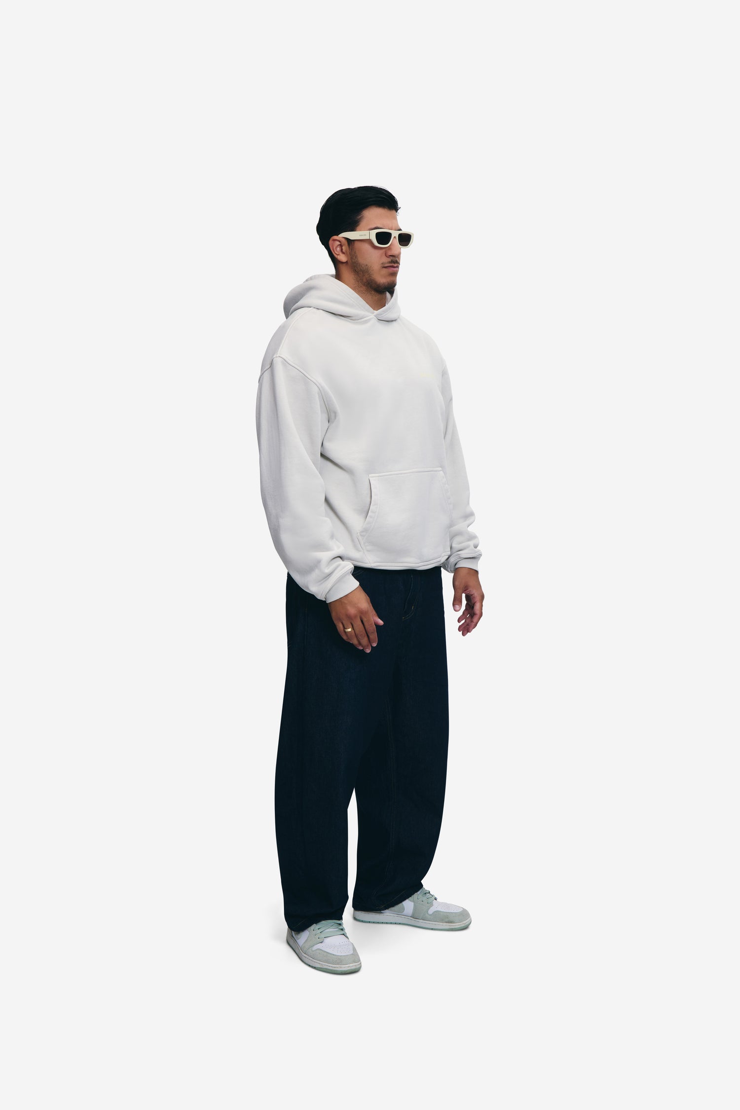 « LE PULL OMRI » OVERSIZED SWEATER