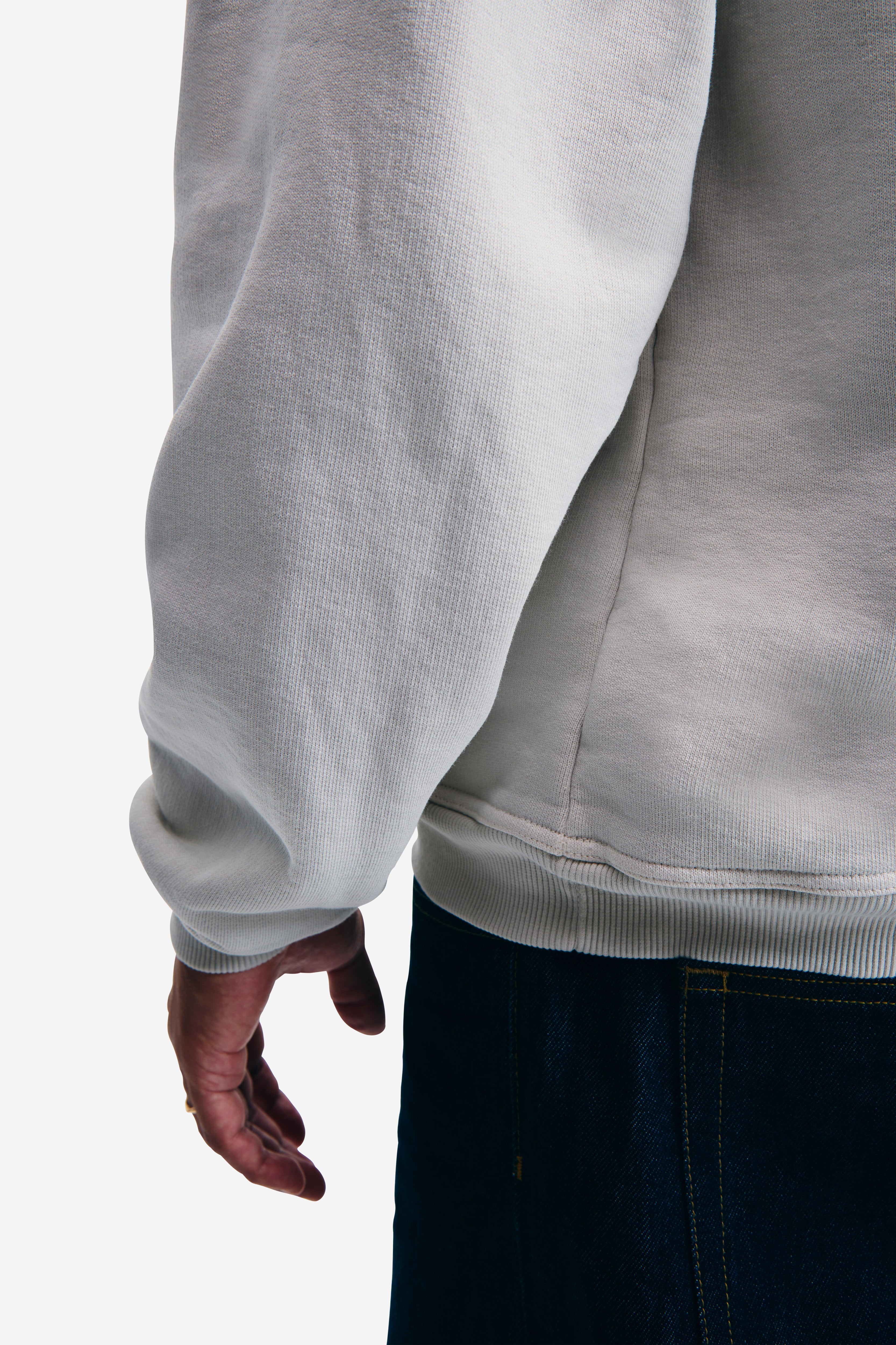 « LE PULL OMRI » OVERSIZED SWEATER